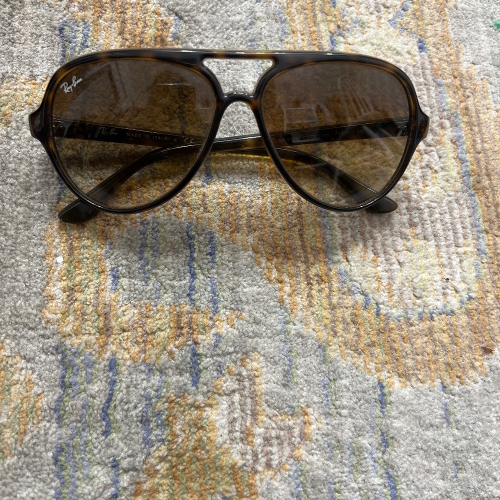 RayBan